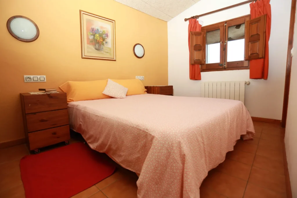 Habitación de la casa rural de Can Micos cerca de Sils